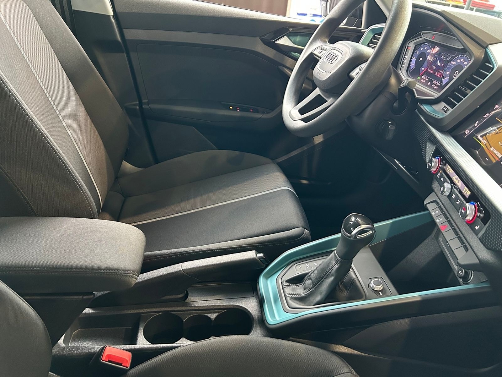 Audi A1 Sportback 35 TFSI CARPLAY KLIMA ALU SHZ foto 15