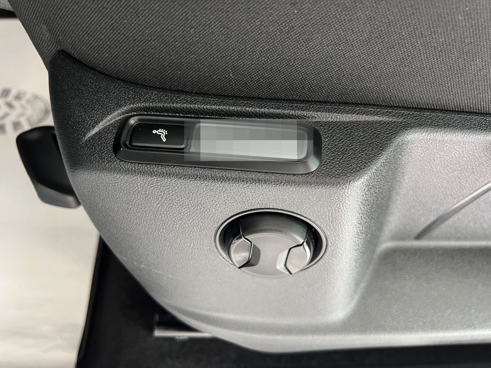 Volkswagen Tiguan Comfortline 2.0TDI *DIGITALTACHO*LED*360° foto 18