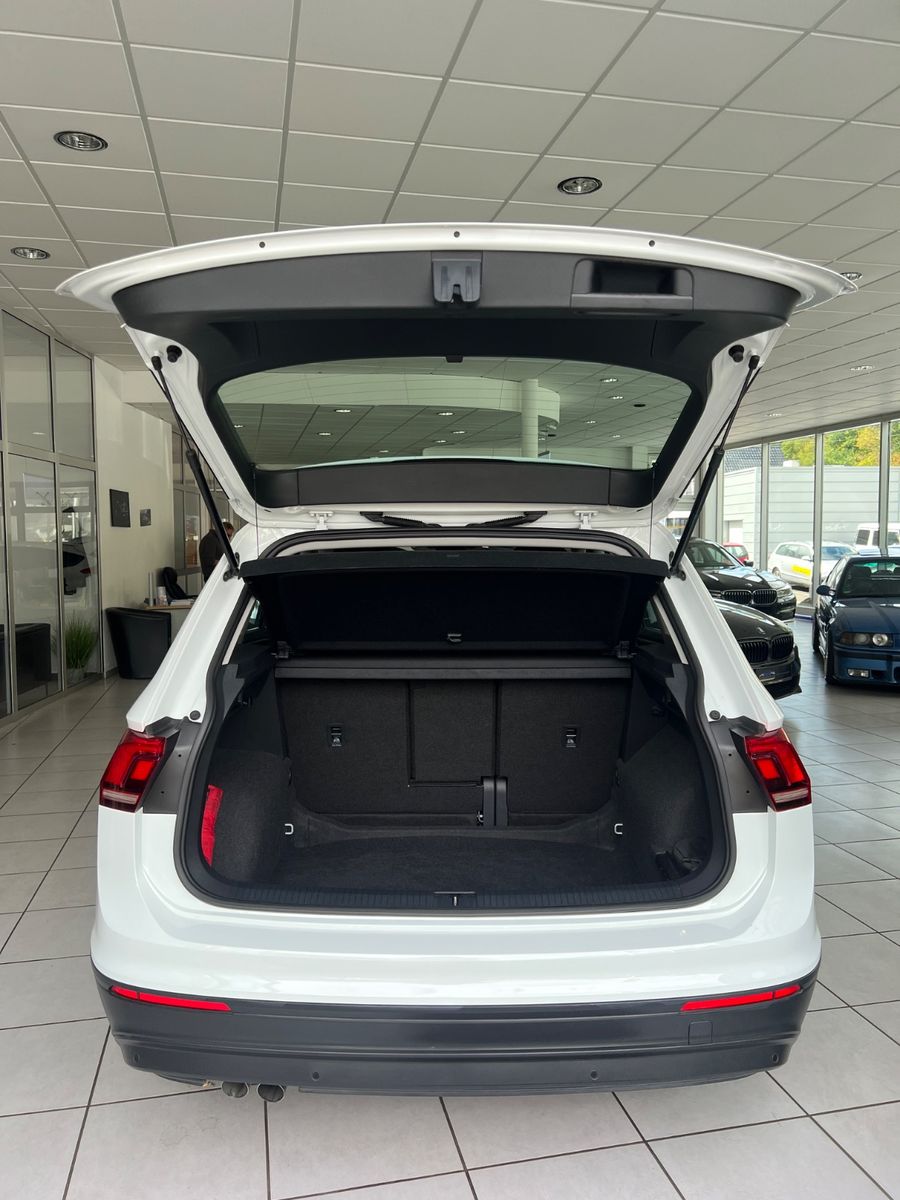 Volkswagen Tiguan Comfortline 2.0TDI *DIGITALTACHO*LED*360° foto 22