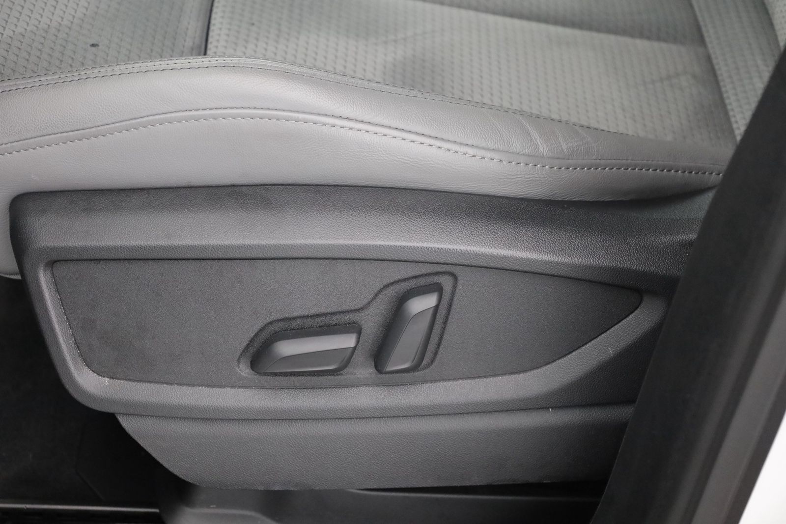 Audi Q5 40 TDI S-Line s-tronic LED ACC Navi Kamera AH foto 25