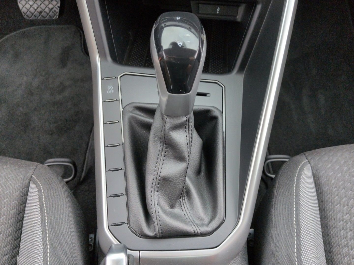 Volkswagen Taigo Life 1.0TSI*DSG Navi LED digCockp SHZ 17* foto 11