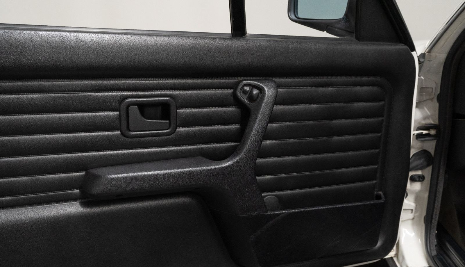 BMW 320i Cabriolet Automatik foto 11