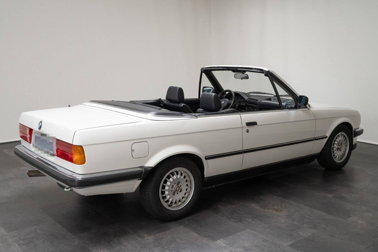 BMW 320i Cabriolet Automatik foto 6
