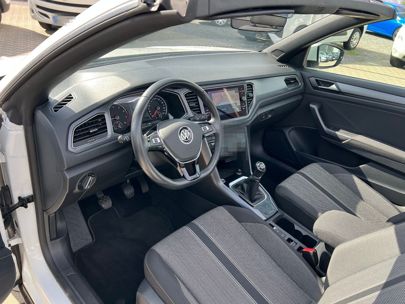 Volkswagen T-Roc Cabriolet 1.0 TSI Style *Navi Sitzh. DAB+* foto 10