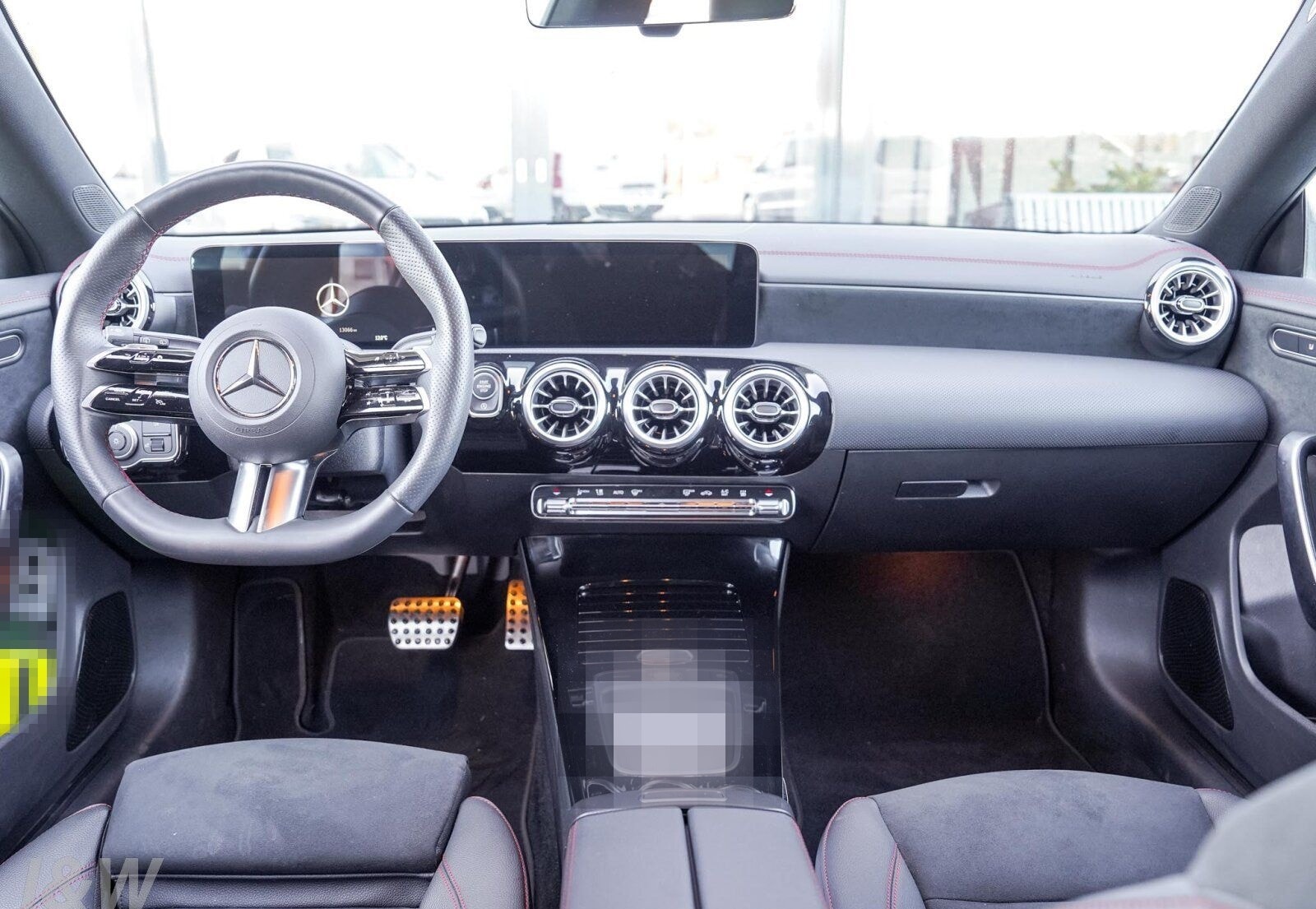 Mercedes-Benz CLA 200 SB AMG 360° FAP Pano Night Distr CarPlay foto 13