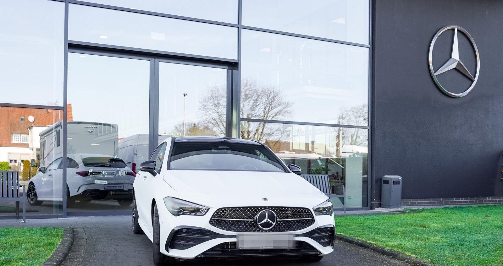 Mercedes-Benz CLA 200 SB AMG 360° FAP Pano Night Distr CarPlay foto 3