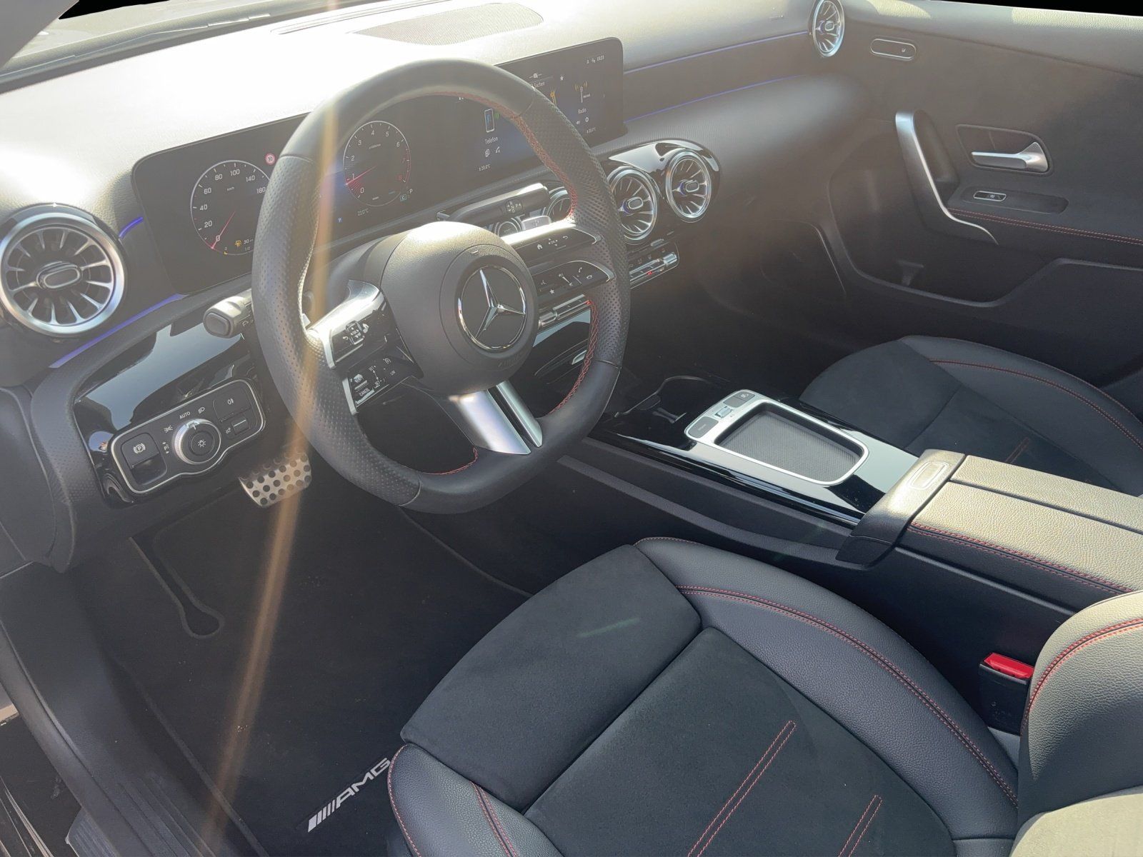 Mercedes-Benz A 250 4M AMG Premium Standhz Pano Burme WinterPk foto 8