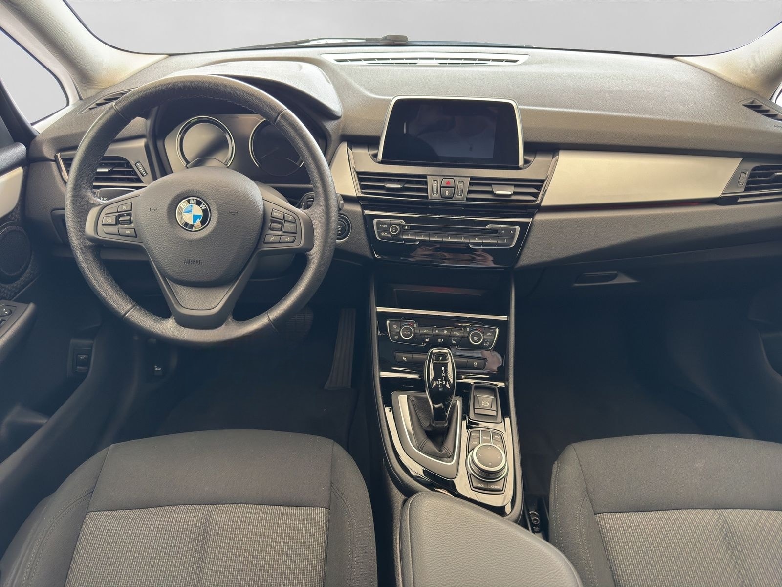 BMW 218i Gran Tourer 7-Sitzer+LED+Navi+Kamera+AHK foto 11