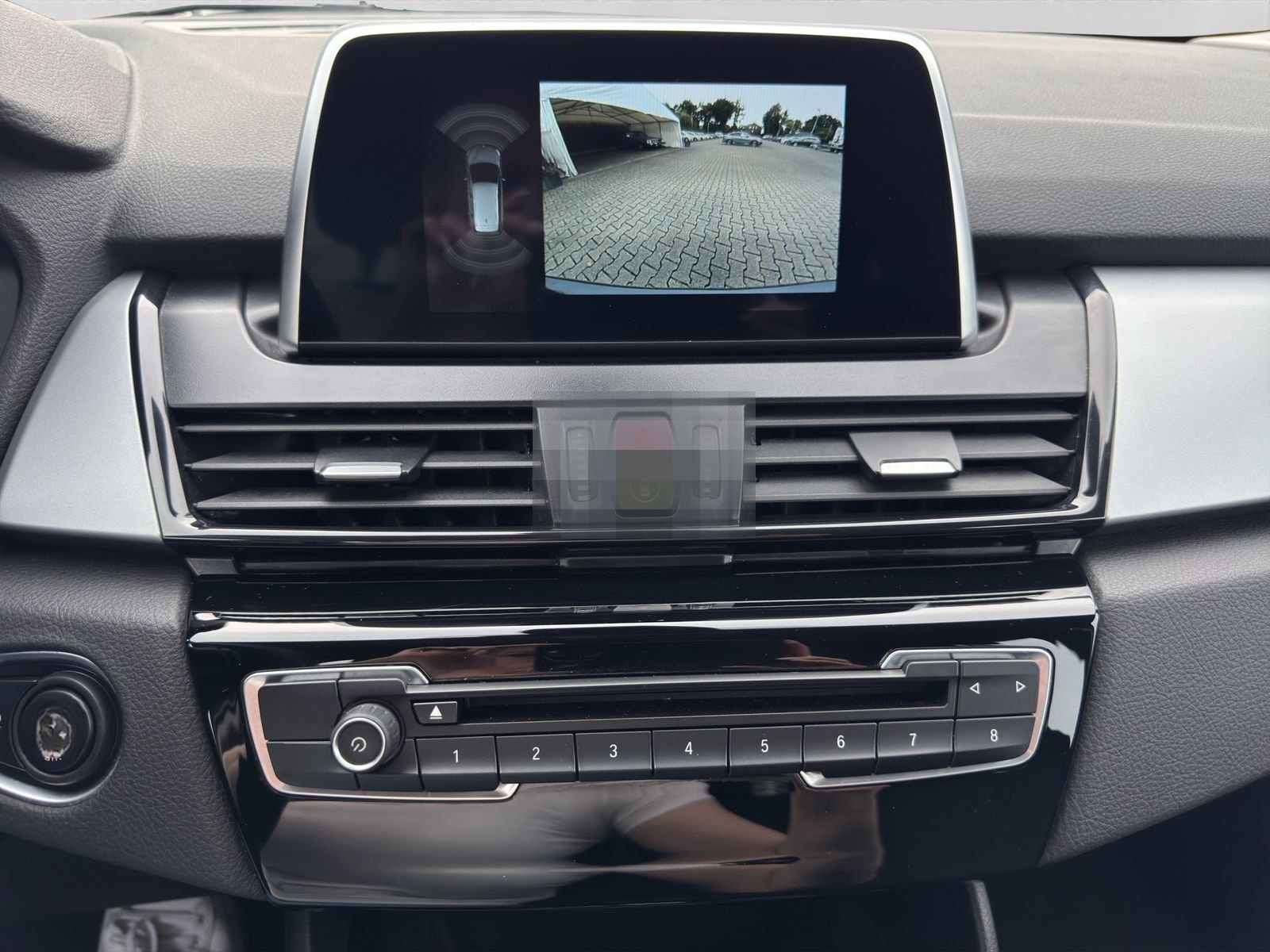 BMW 218i Gran Tourer 7-Sitzer+LED+Navi+Kamera+AHK foto 13