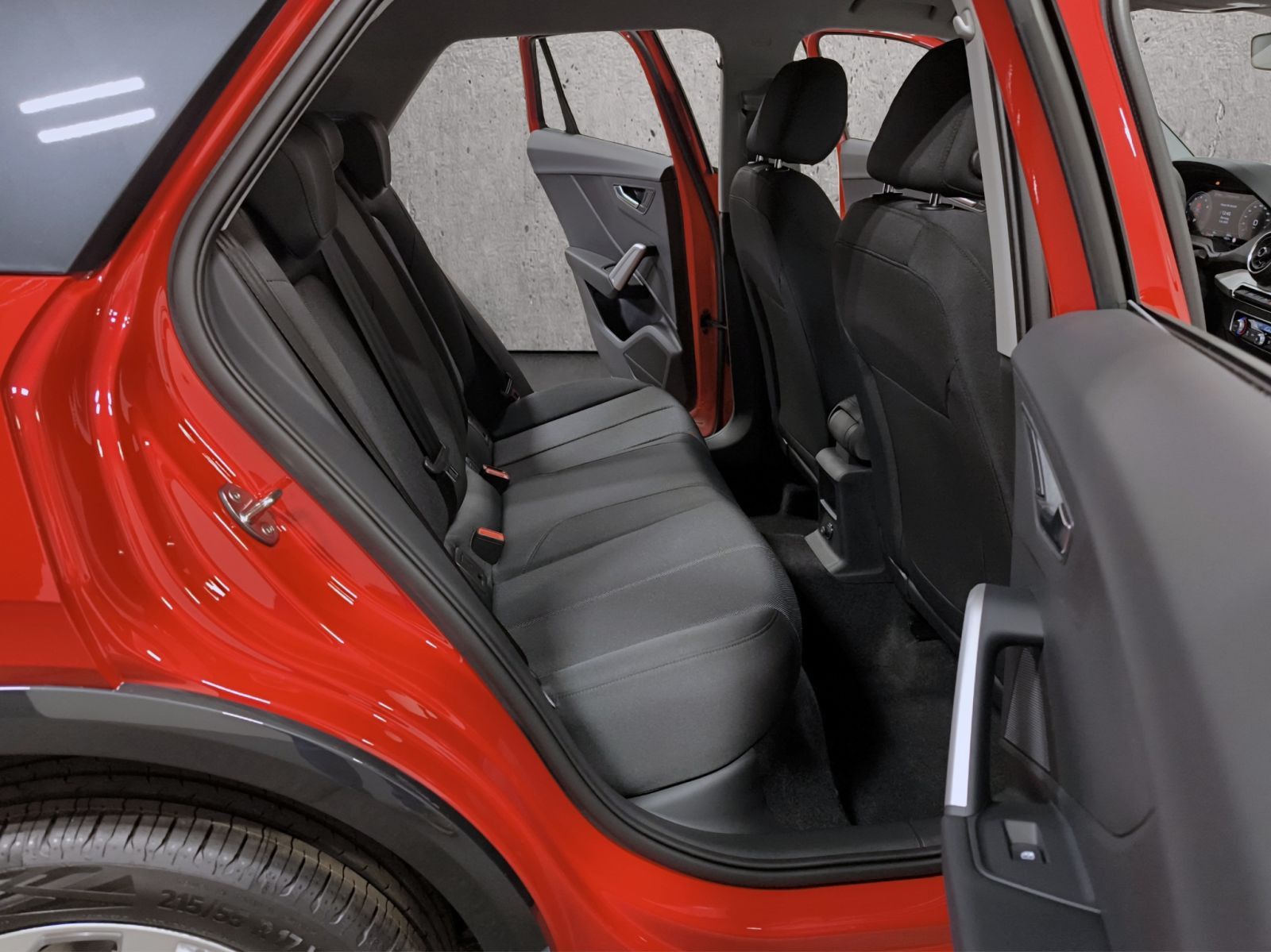 Audi Q2 Advanced 35 TFSI S tronic,AHK, Matrix, Kamera foto 13