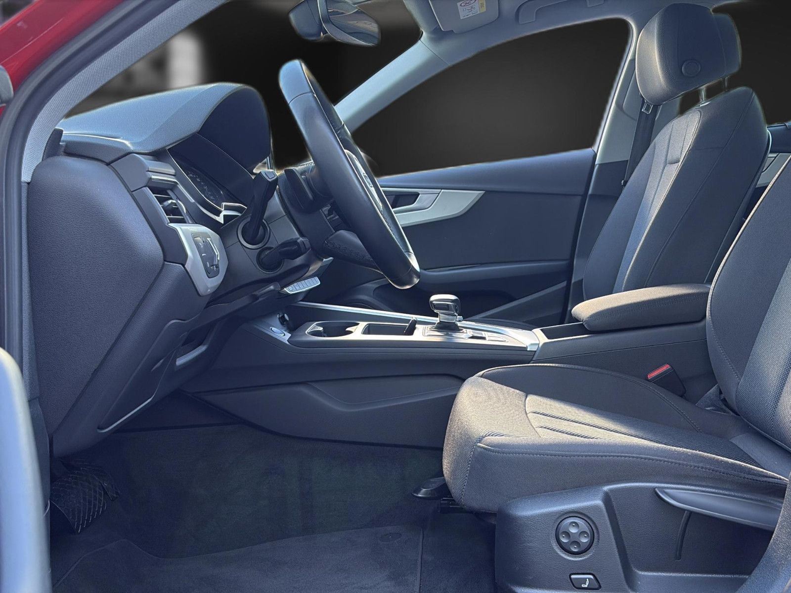 Audi A4 204ps Massage*Sound*Spur*VZ*LED*Parklenk*Navi foto 11