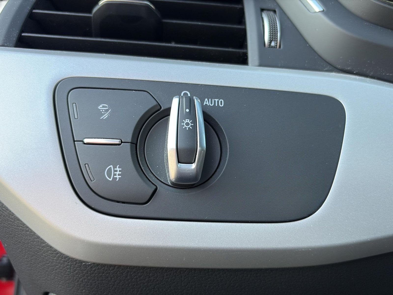 Audi A4 204ps Massage*Sound*Spur*VZ*LED*Parklenk*Navi foto 24