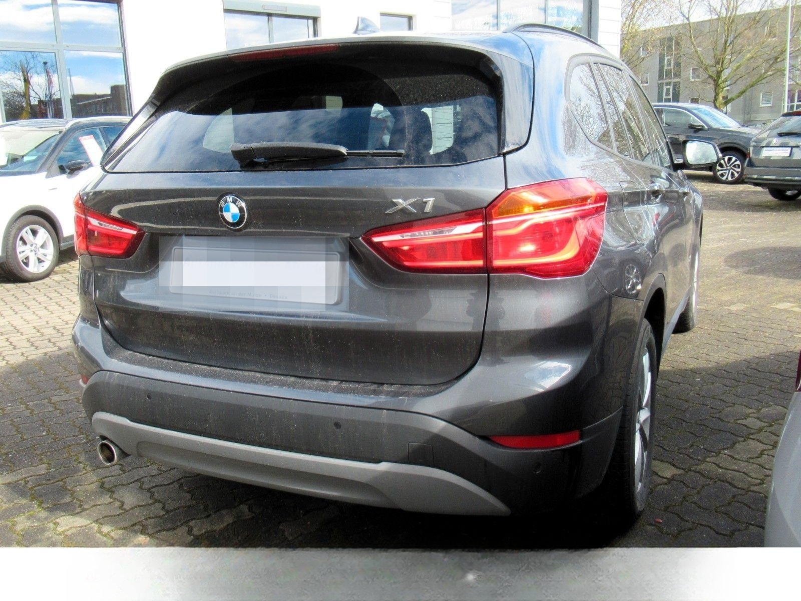 BMW X1 xDrive18d*Navi*LED*SH*Sportsitze foto 3