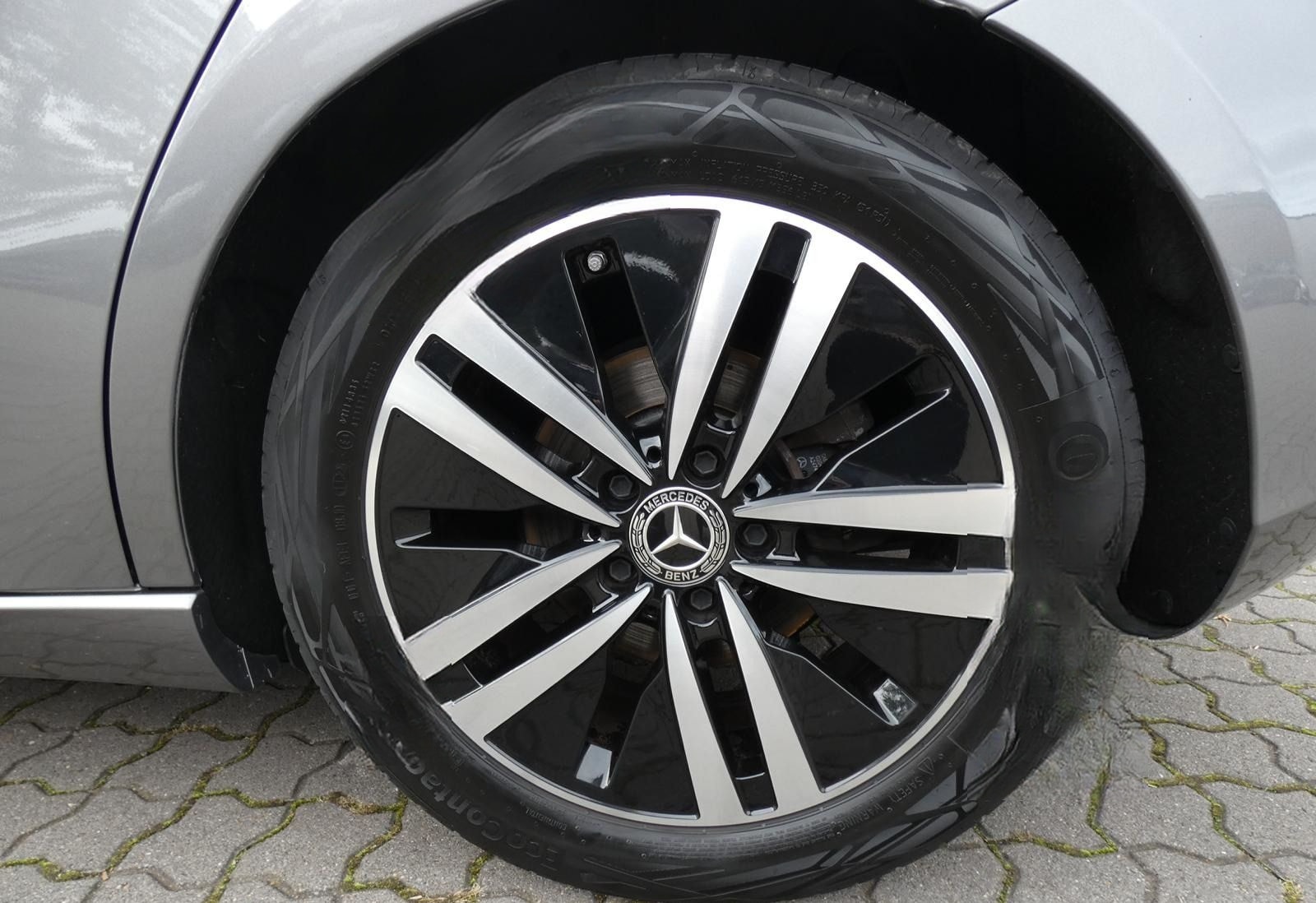 Mercedes-Benz A 200 d 8 G-DCT Progressive LED AHK RFK NAV DIST foto 15