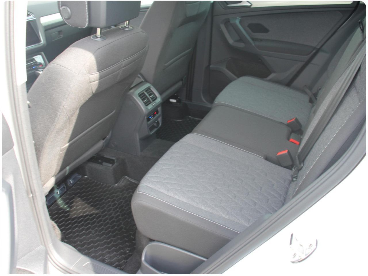 Volkswagen Tiguan Move 1.5 TSI DSG STANDH. AREA VIEW IQ foto 13