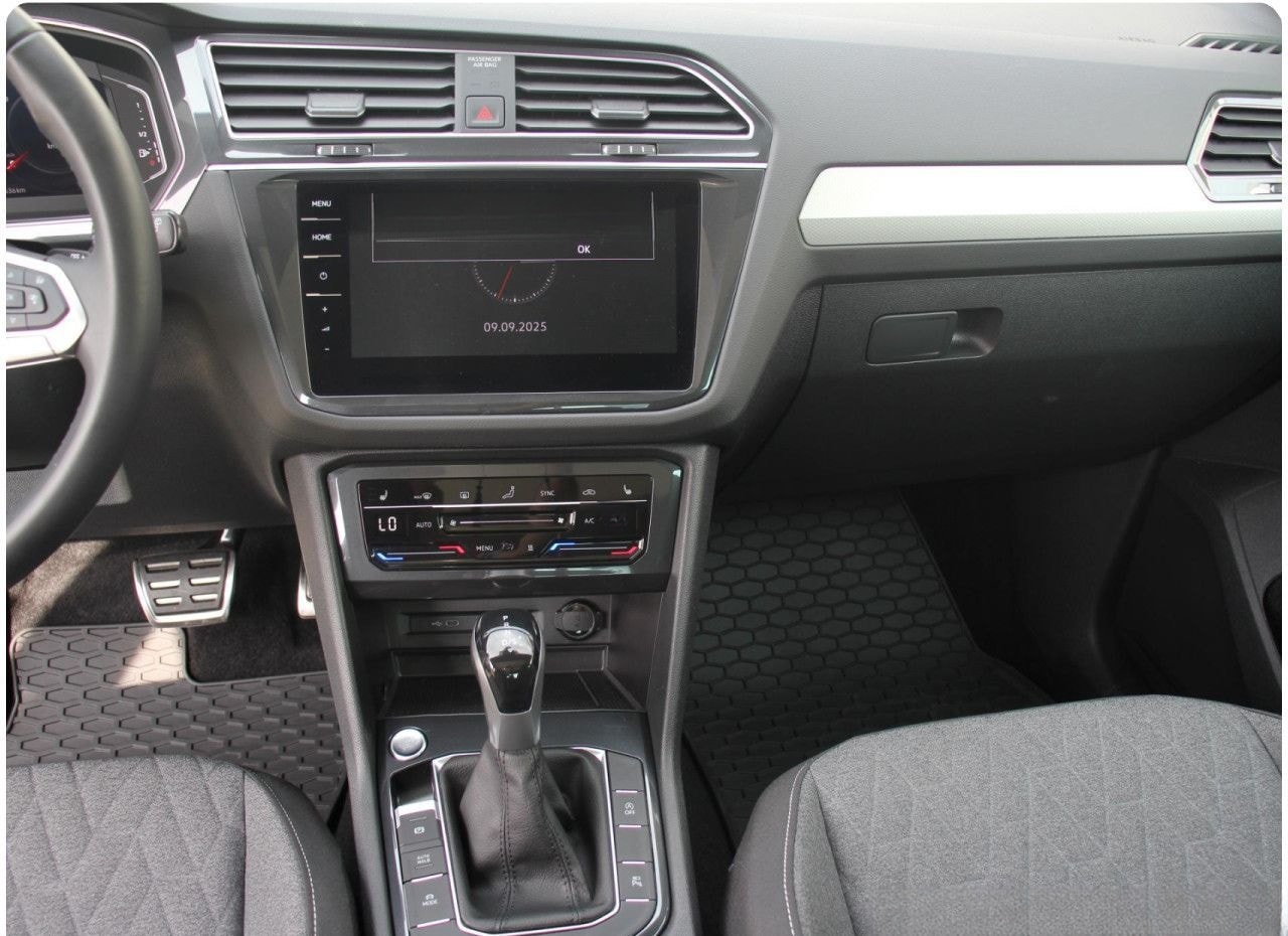 Volkswagen Tiguan Move 1.5 TSI DSG STANDH. AREA VIEW IQ foto 17