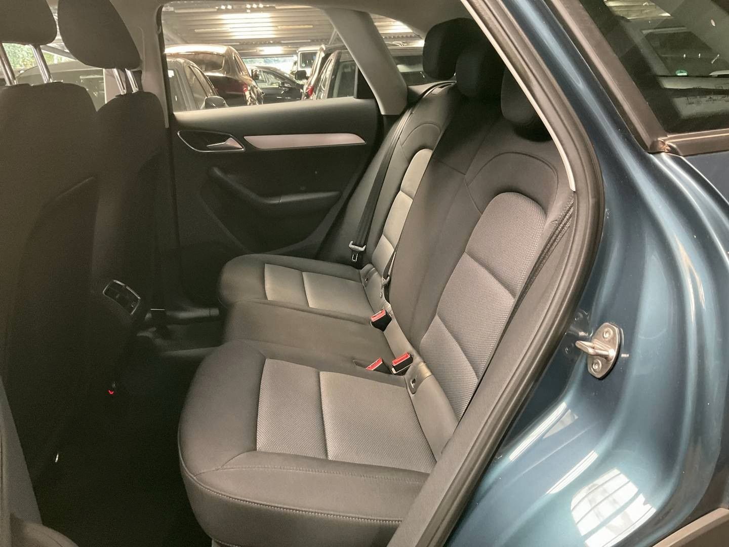 Audi Q3 TFSI S-Tronic AHK NAVI Xenon Tempo Plus 1.Hd foto 14