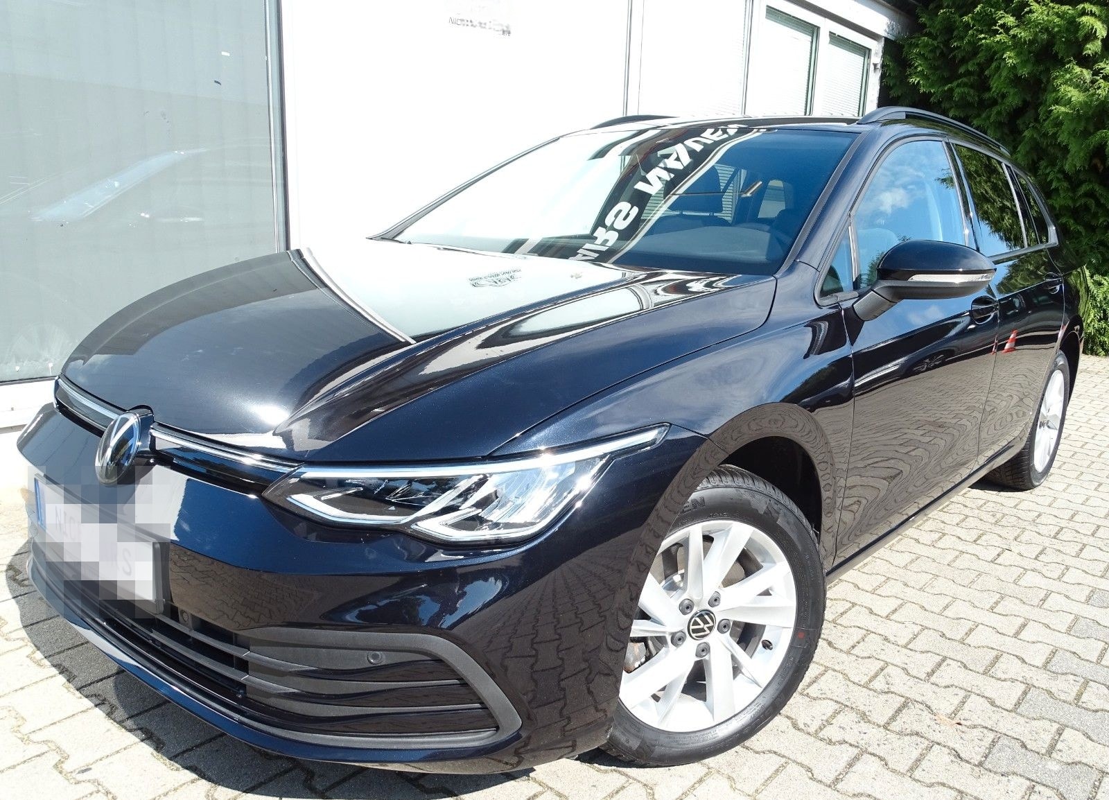 Volkswagen Golf VIII Variant Life*STANDH.*IQ-DRIVE*ACC*NAVI foto 1