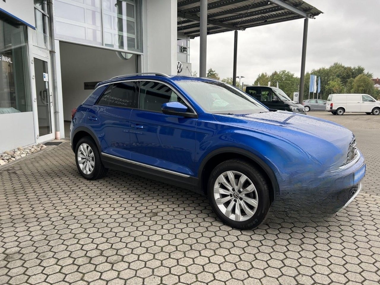 Volkswagen T-Roc 1.5 TSI Sport SHZ+PDC+KLIMA+LED+CARPLAY foto 2