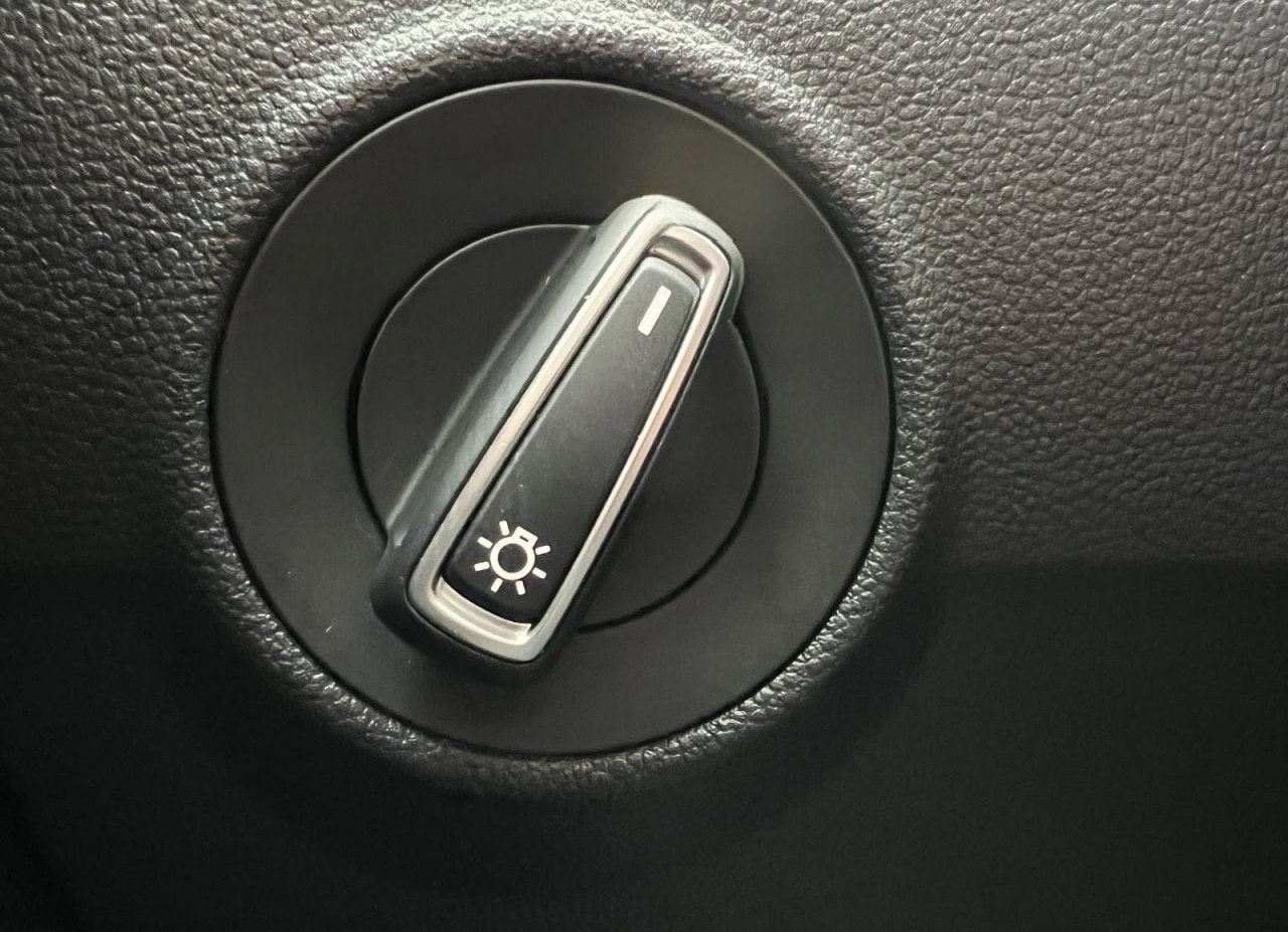 Volkswagen T-Roc 1.5 TSI Sport SHZ+PDC+KLIMA+LED+CARPLAY foto 16