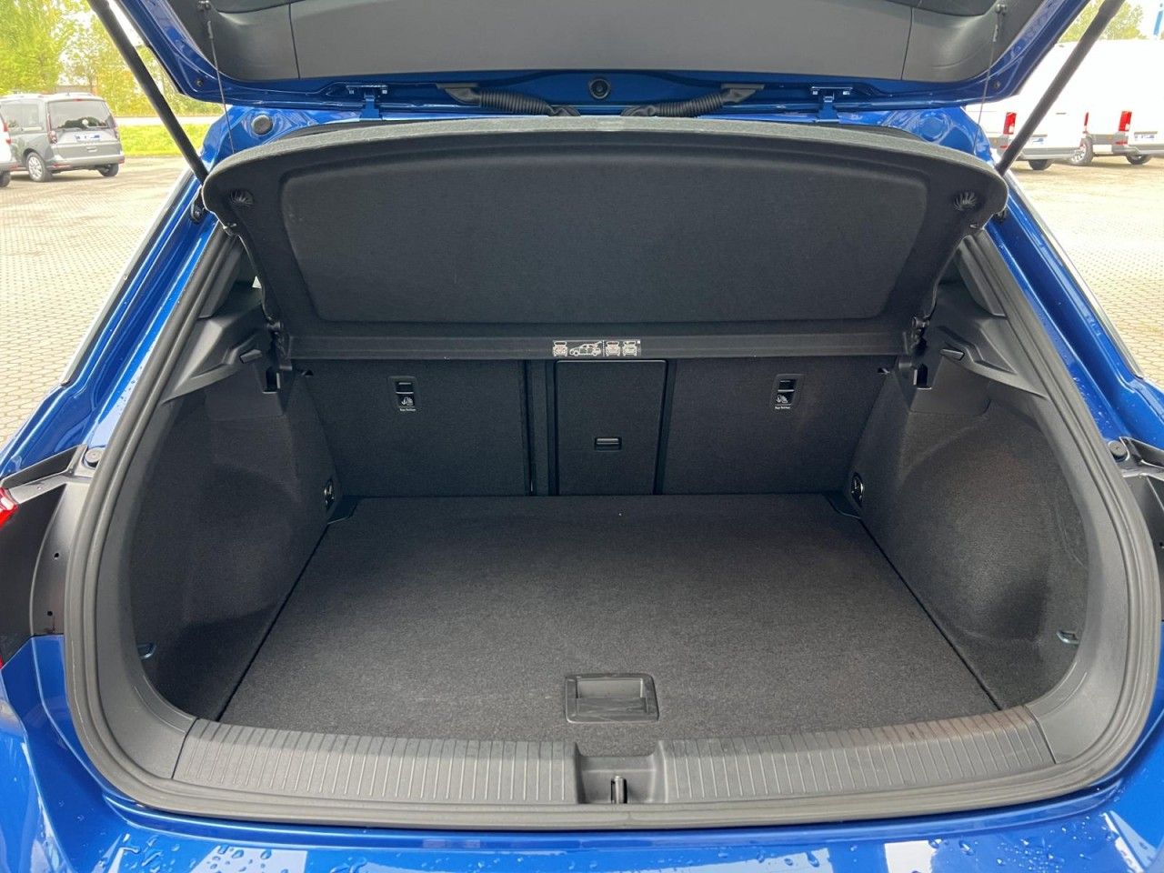 Volkswagen T-Roc 1.5 TSI Sport SHZ+PDC+KLIMA+LED+CARPLAY foto 7