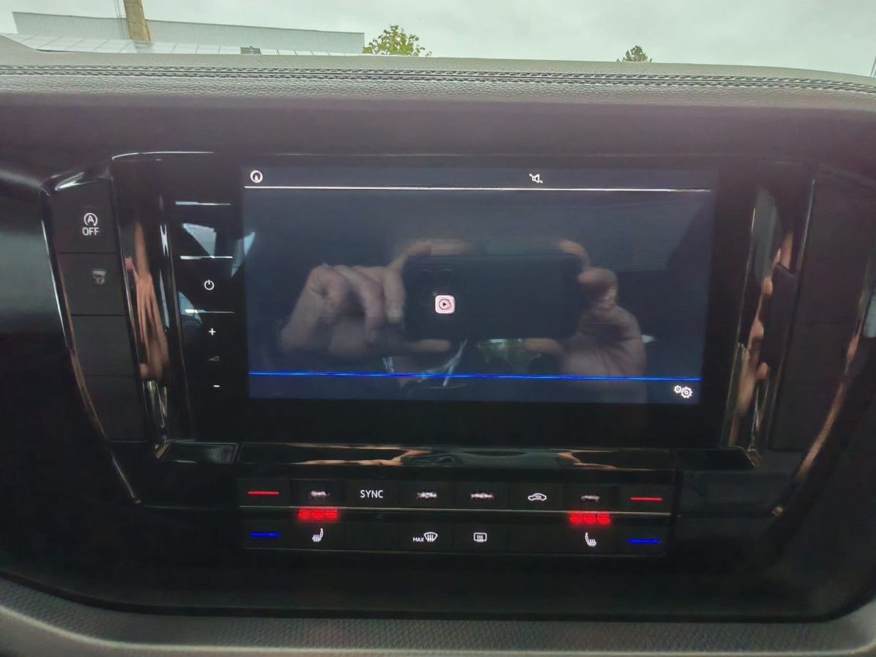 Volkswagen Touareg 3.0 TDI DSG R-LINE,AHK,ACC,ALLRADL,PANO foto 13