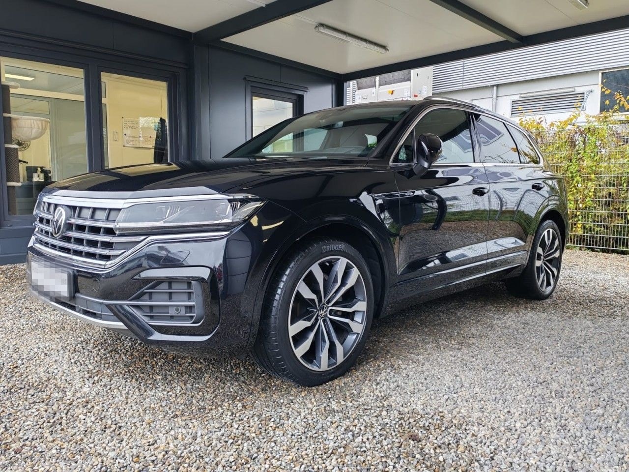 Volkswagen Touareg 3.0 TDI DSG R-LINE,AHK,ACC,ALLRADL,PANO foto 6
