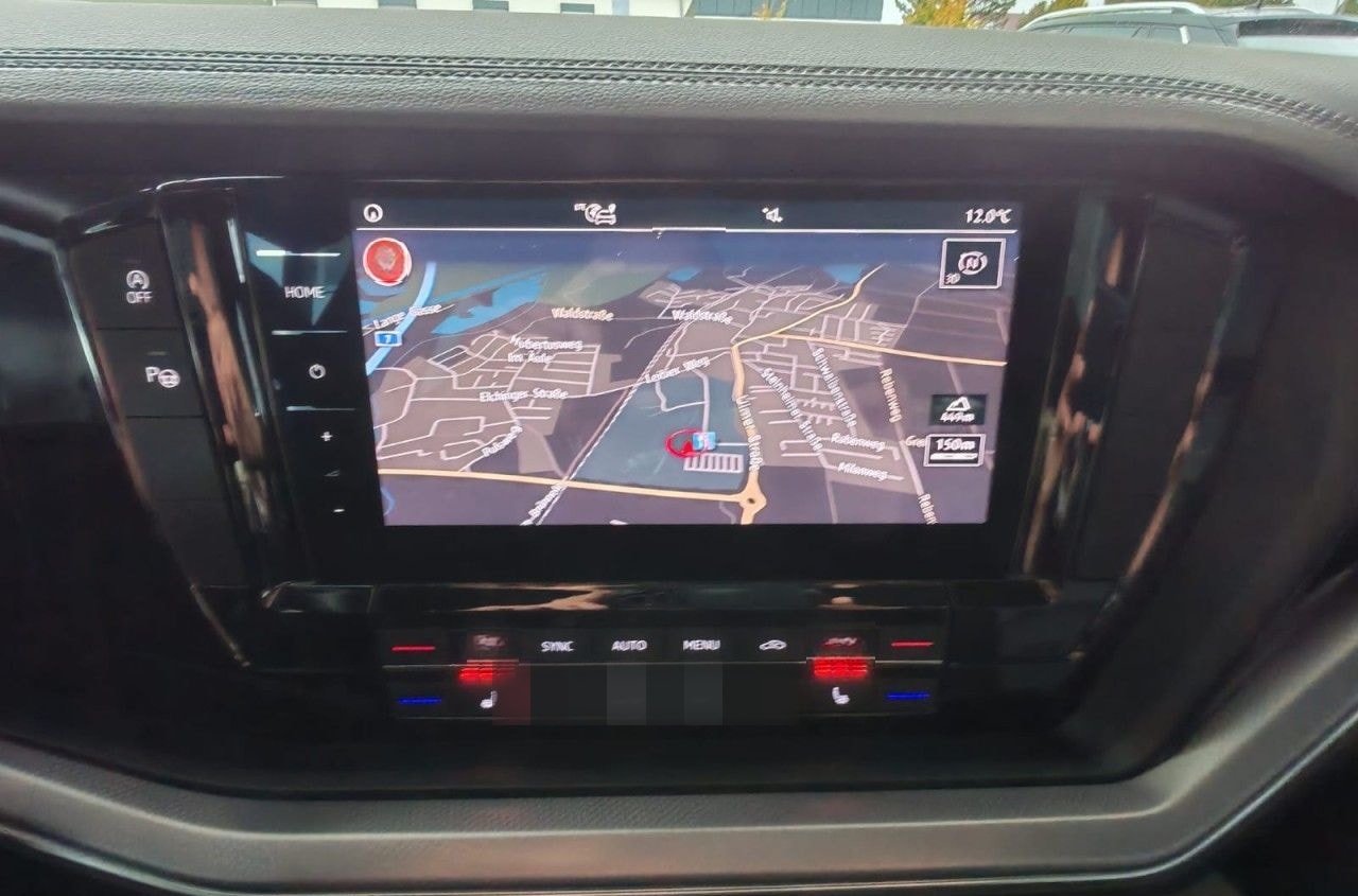 Volkswagen Touareg 3.0 TDI DSG R-LINE,AHK,ACC,ALLRADL,PANO foto 10