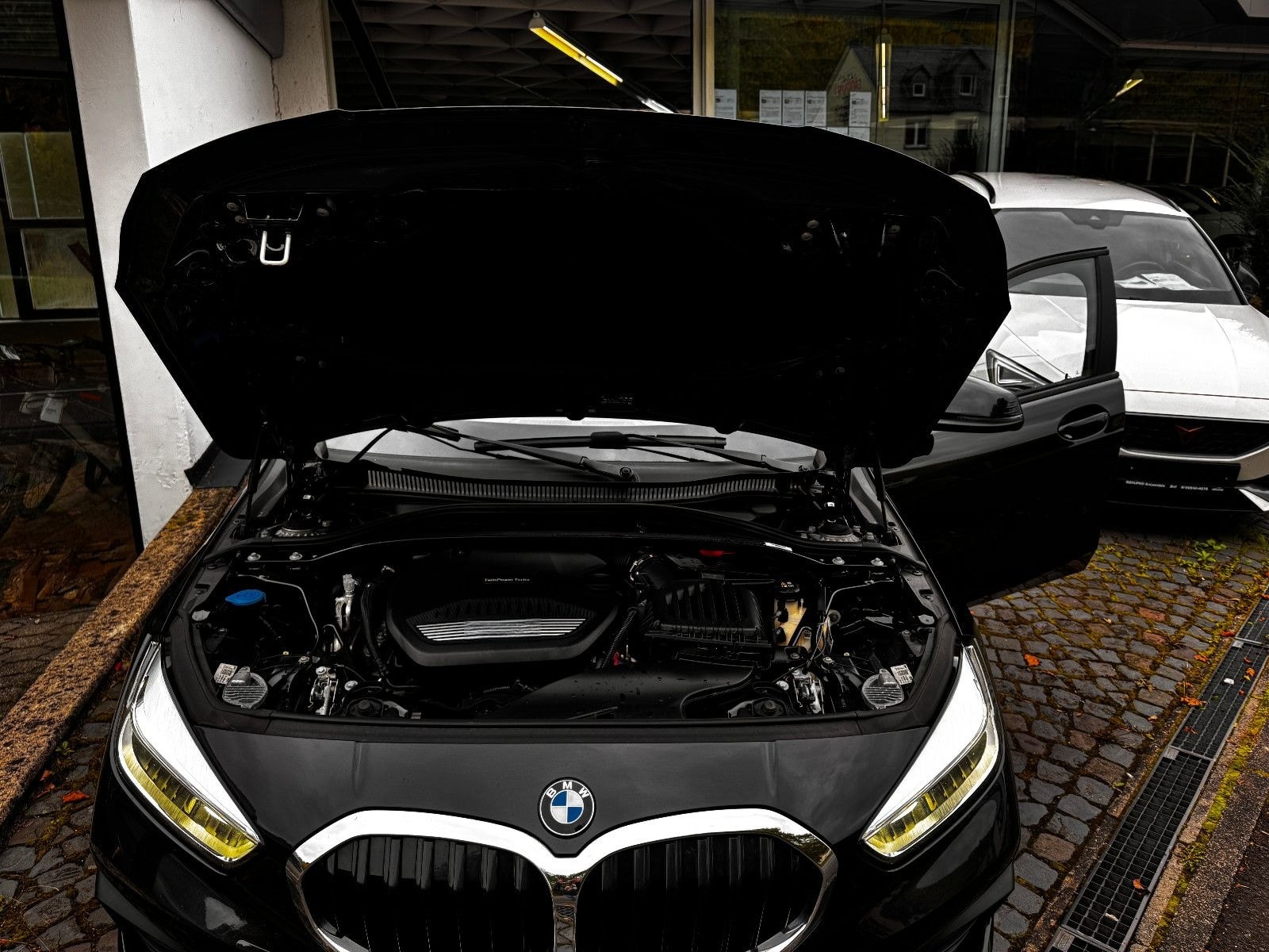 BMW 118 d Advantage foto 16