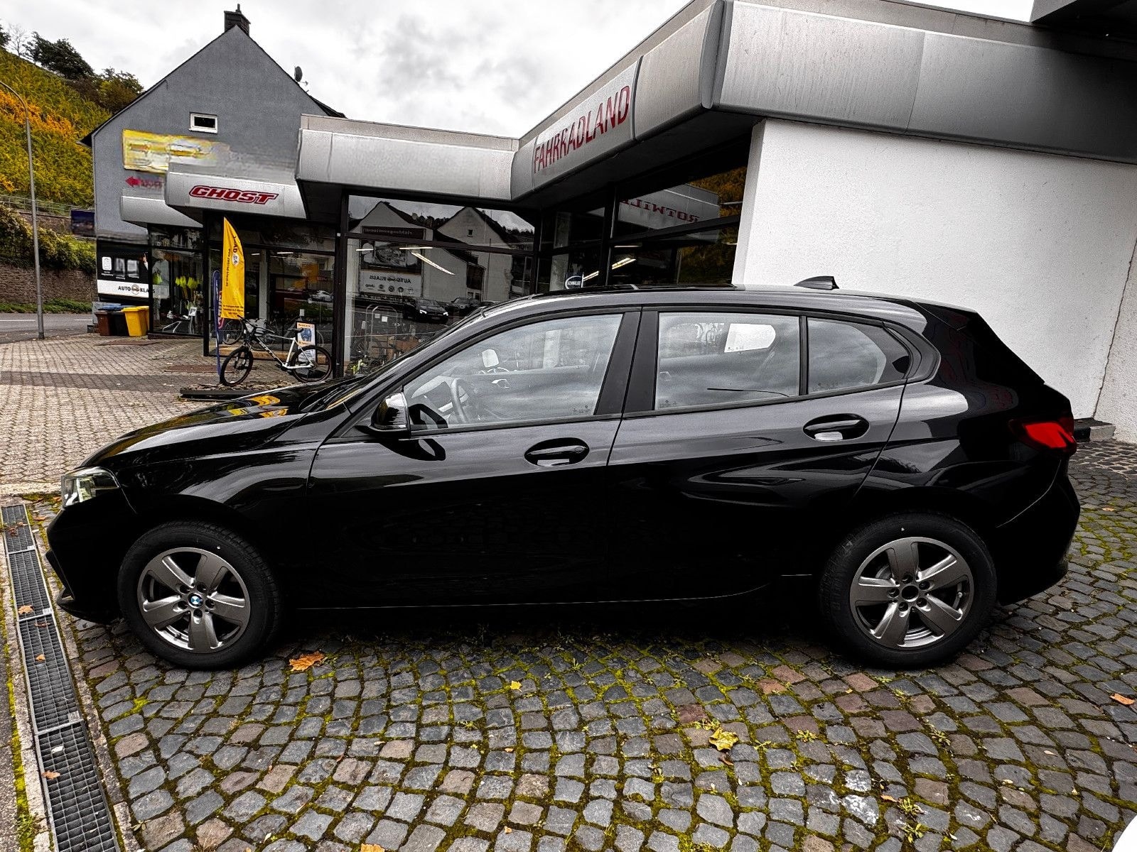 BMW 118 d Advantage foto 3