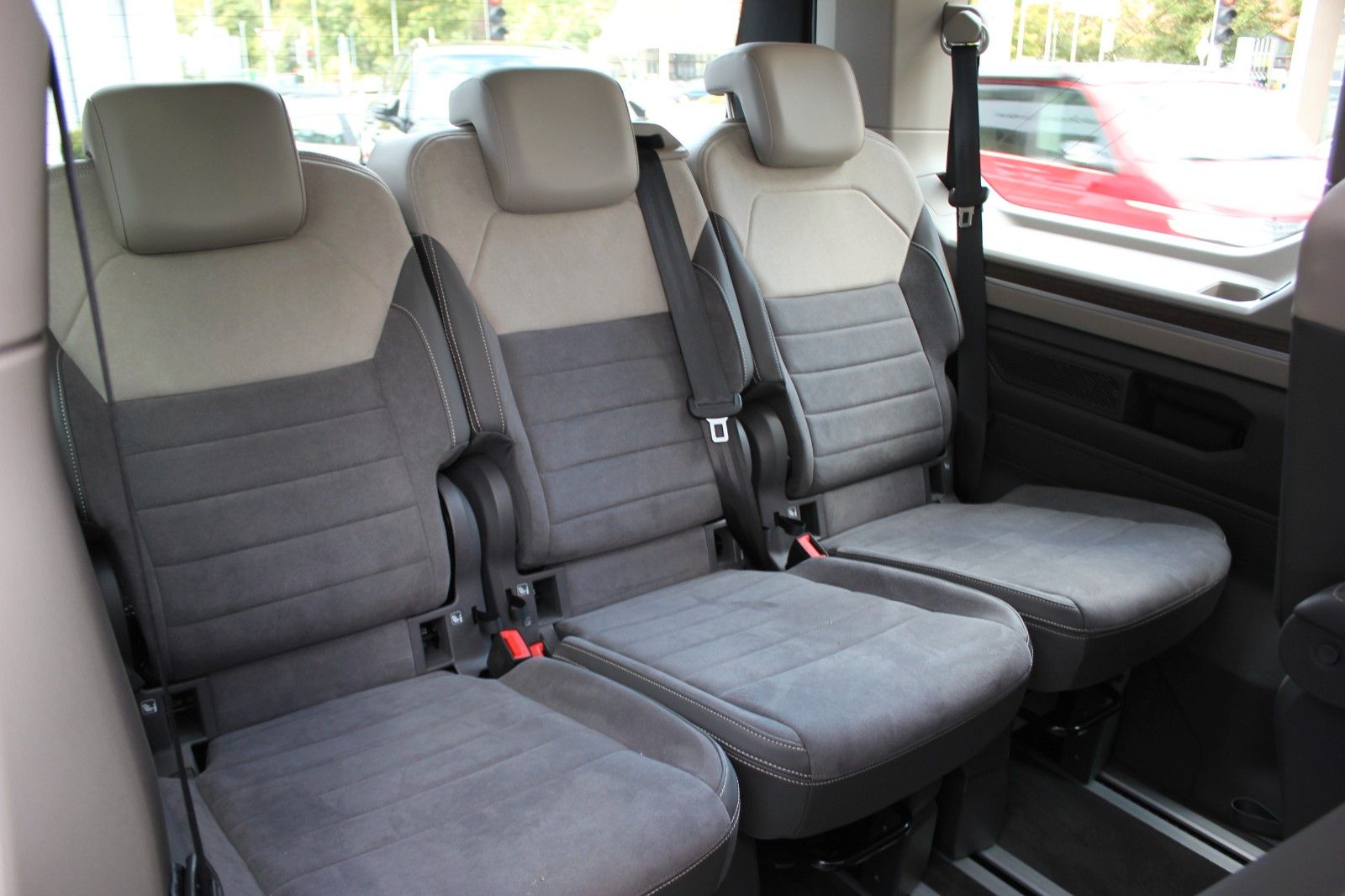 Volkswagen T7 Multivan Style 2.0 TDI DSG AHK,Navi,Panodach foto 9