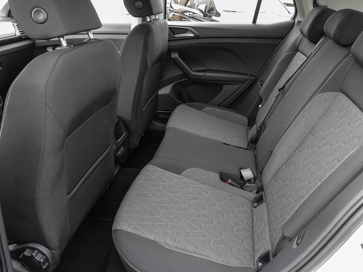 Volkswagen T-Cross 1.0 TSI 2xKLIMA AUT KAM KLIMAA. LED LM foto 16