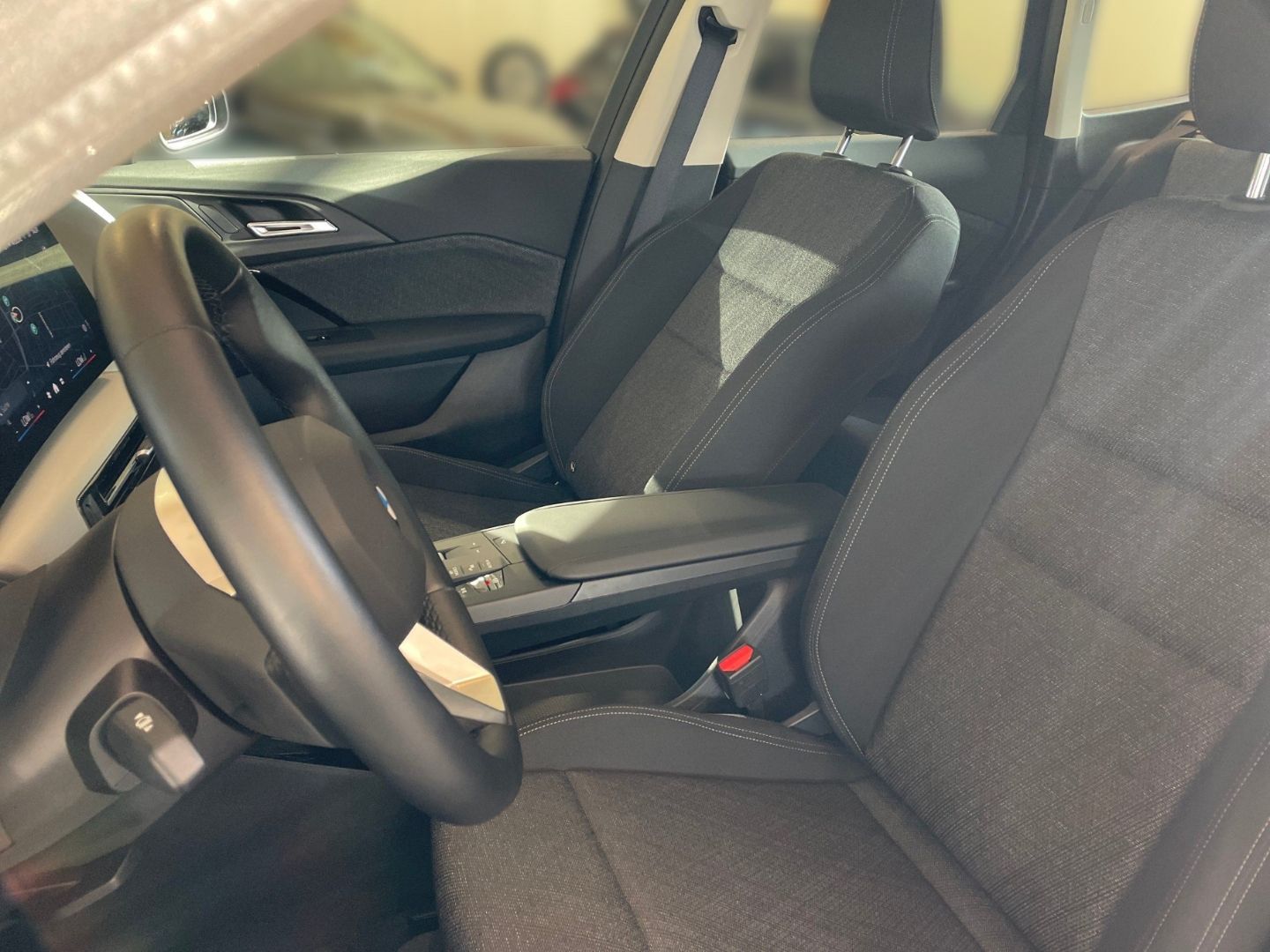 BMW iX1 eDrive20 Elektro Adap.LED Head-Up RFK Shz. foto 6