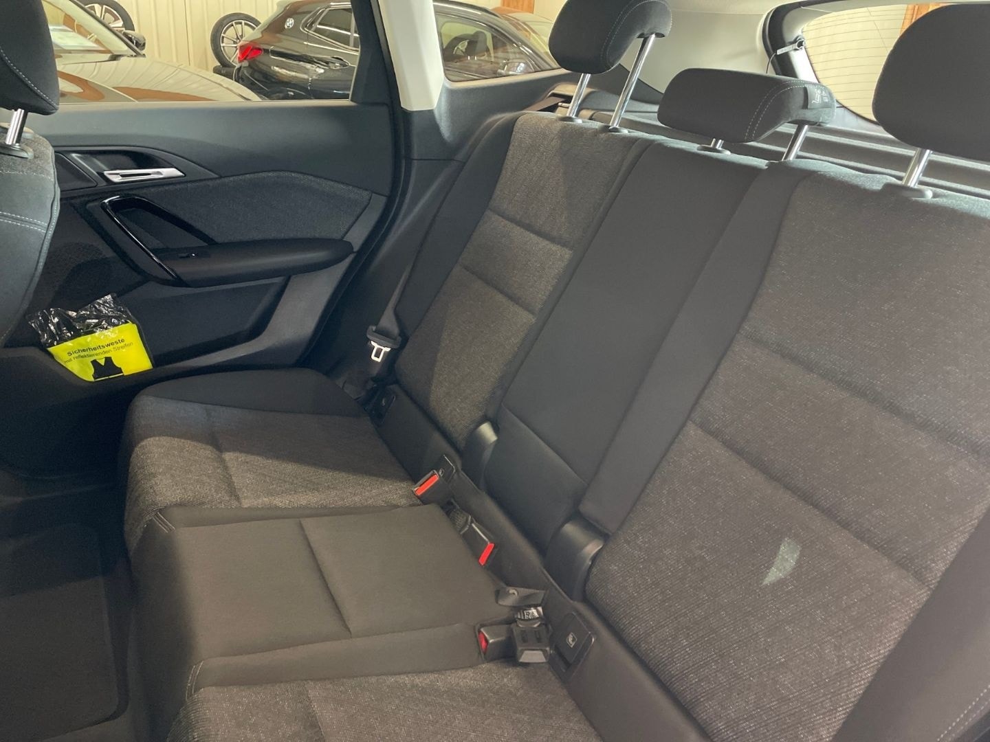 BMW iX1 eDrive20 Elektro Adap.LED Head-Up RFK Shz. foto 9