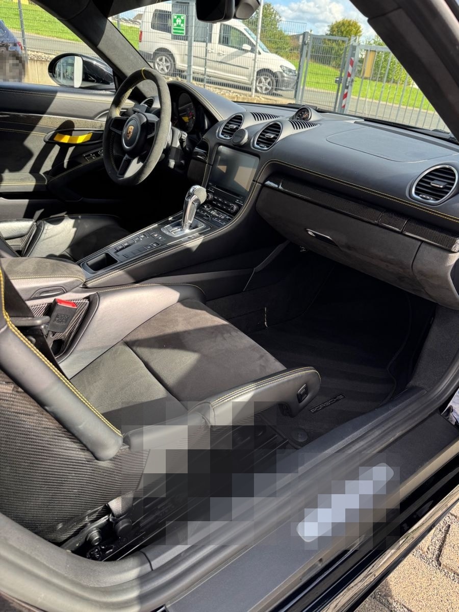 Porsche Cayman GT4 Clubsport-Paket Vollschalensitze foto 11