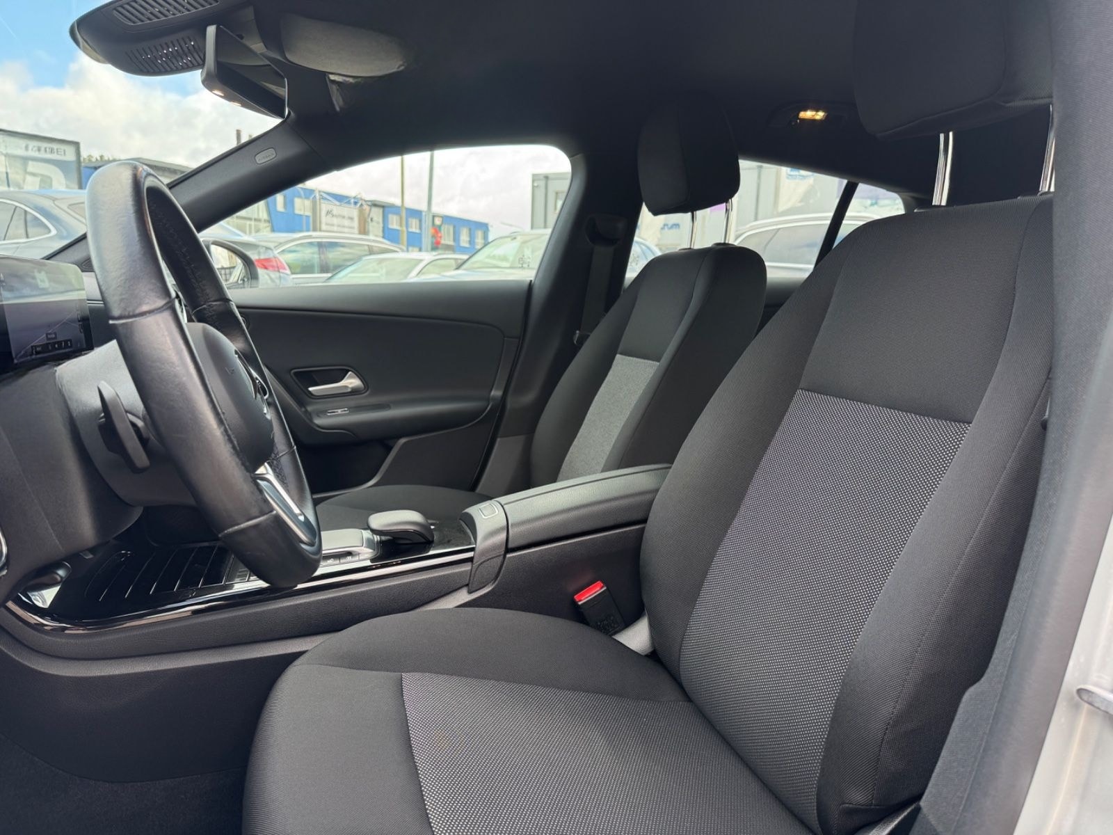 Mercedes-Benz CLA 180 Shooting Brake Euro 6d,LED,Navi foto 15