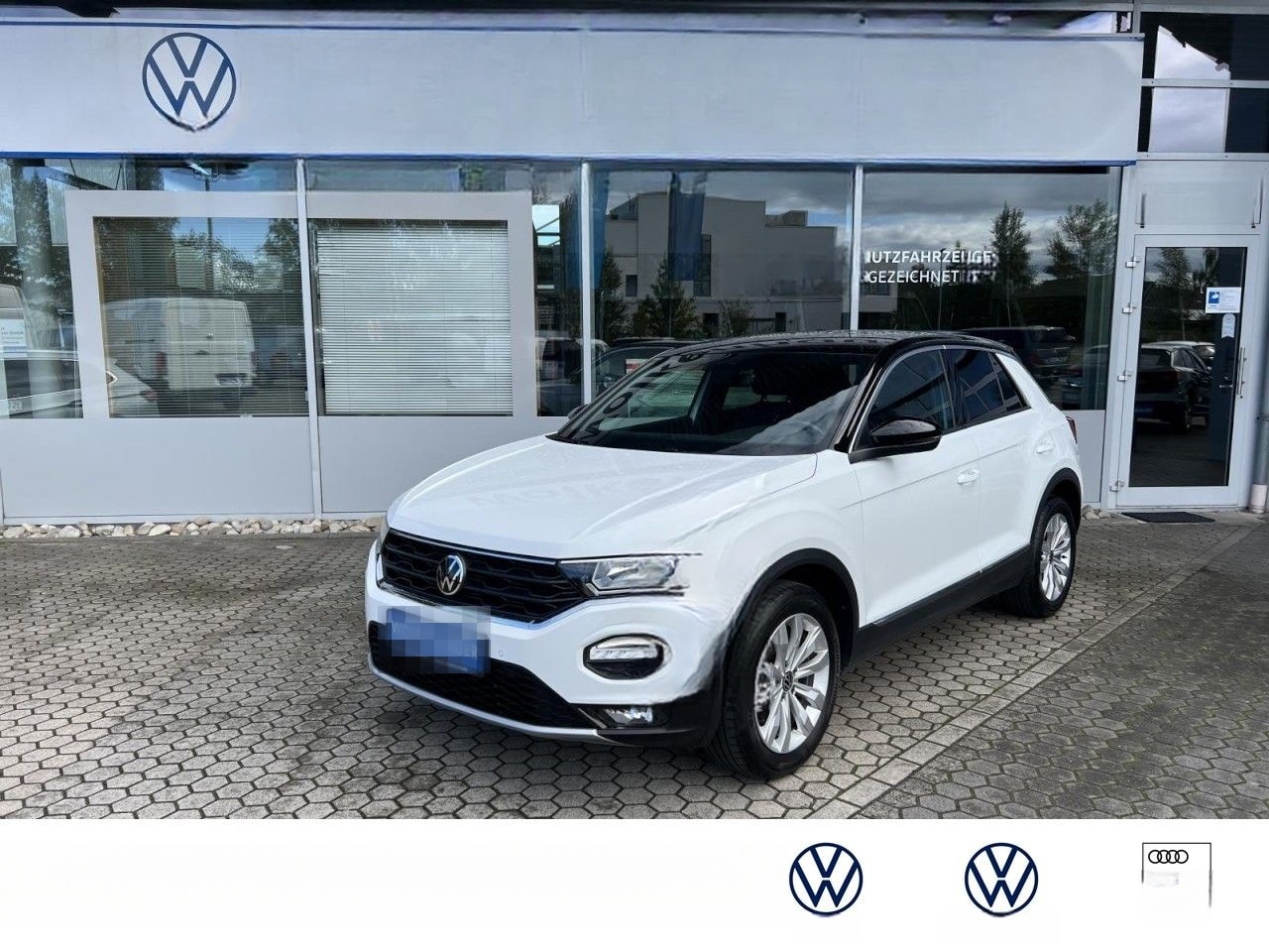 Volkswagen T-Roc 1.5 TSI Sport SHZ+NAVI+PDC+KLIMA+MFL foto 1