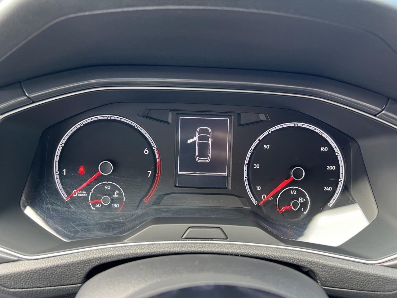 Volkswagen T-Roc 1.5 TSI Sport SHZ+NAVI+PDC+KLIMA+MFL foto 11