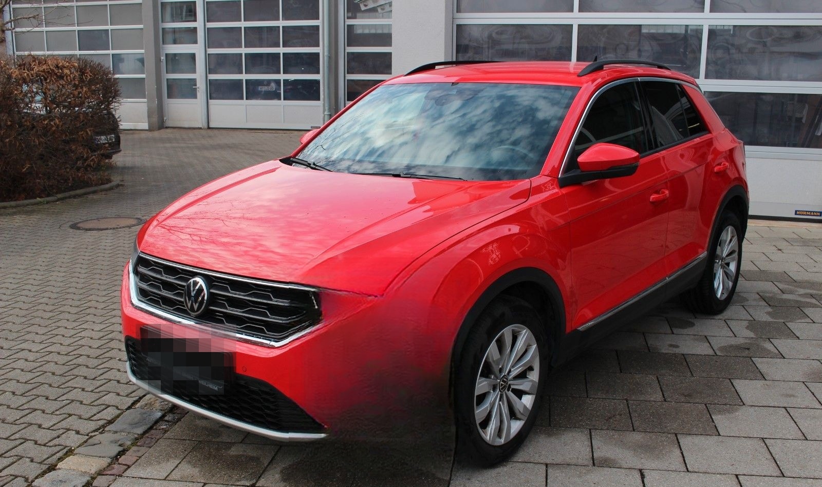 Volkswagen T-Roc Sport LED/NAVI/8FACH foto 1