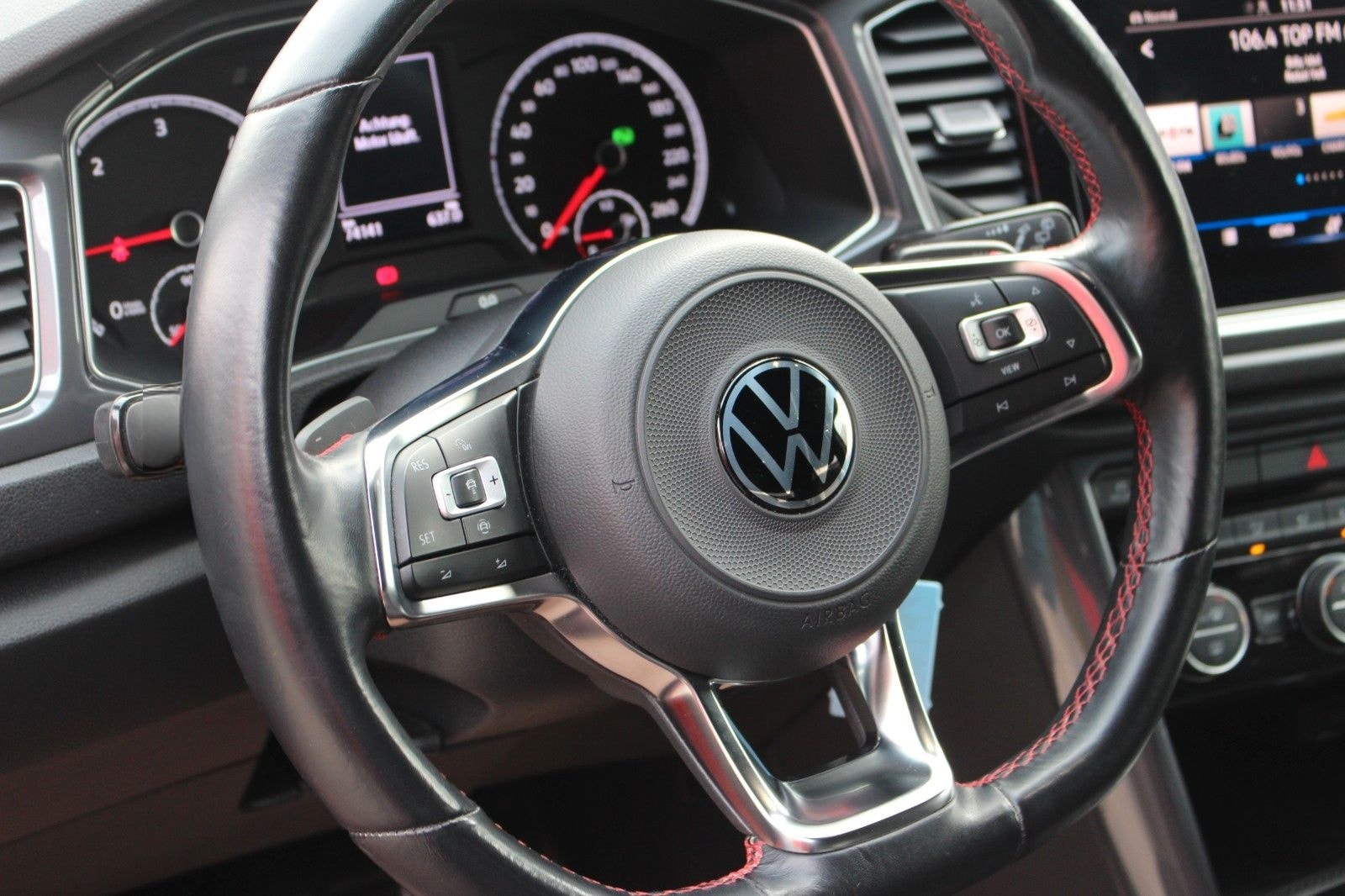 Volkswagen T-Roc Sport LED/NAVI/8FACH foto 13