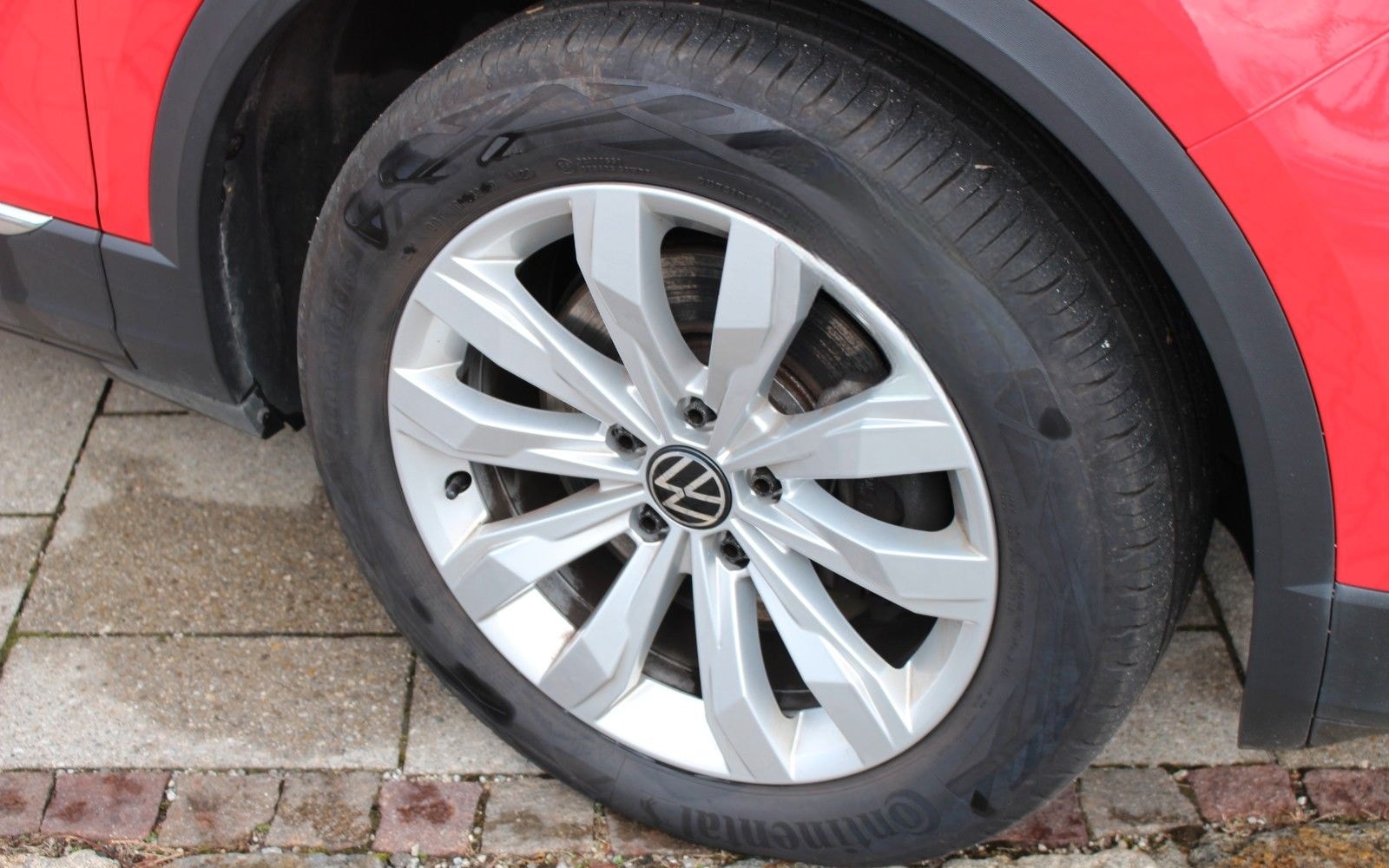 Volkswagen T-Roc Sport LED/NAVI/8FACH foto 4