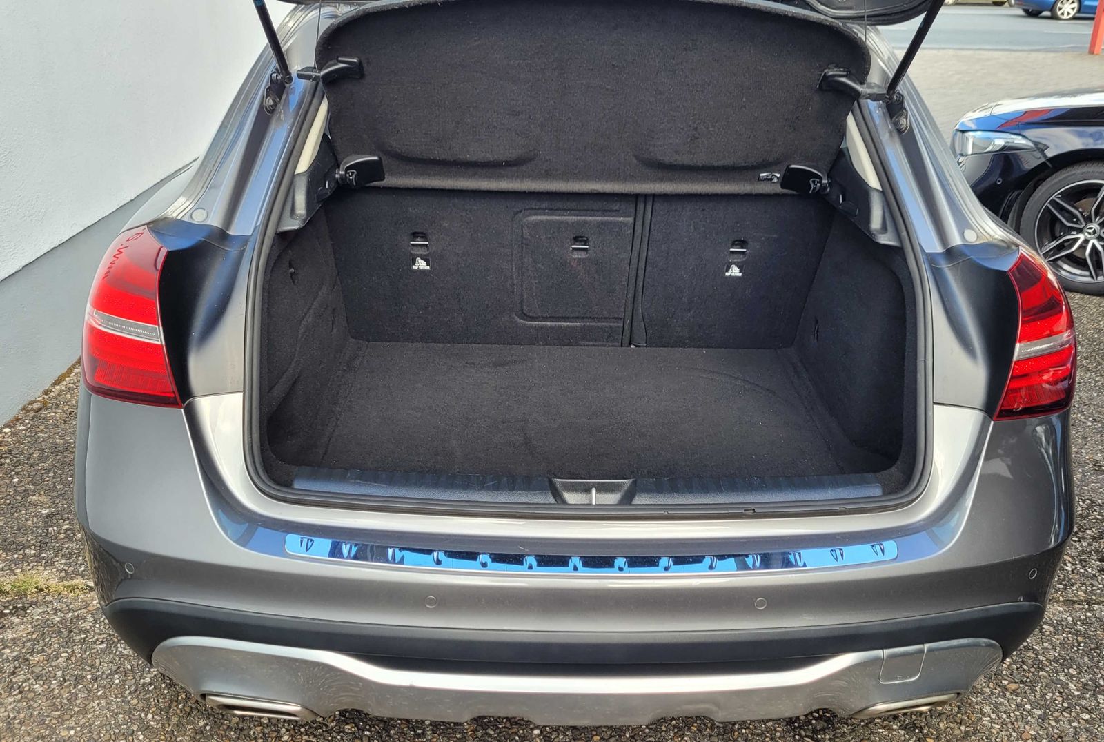 Mercedes-Benz GLA 180 Urban 7G-DCT, Navi, LED, PTS... foto 7