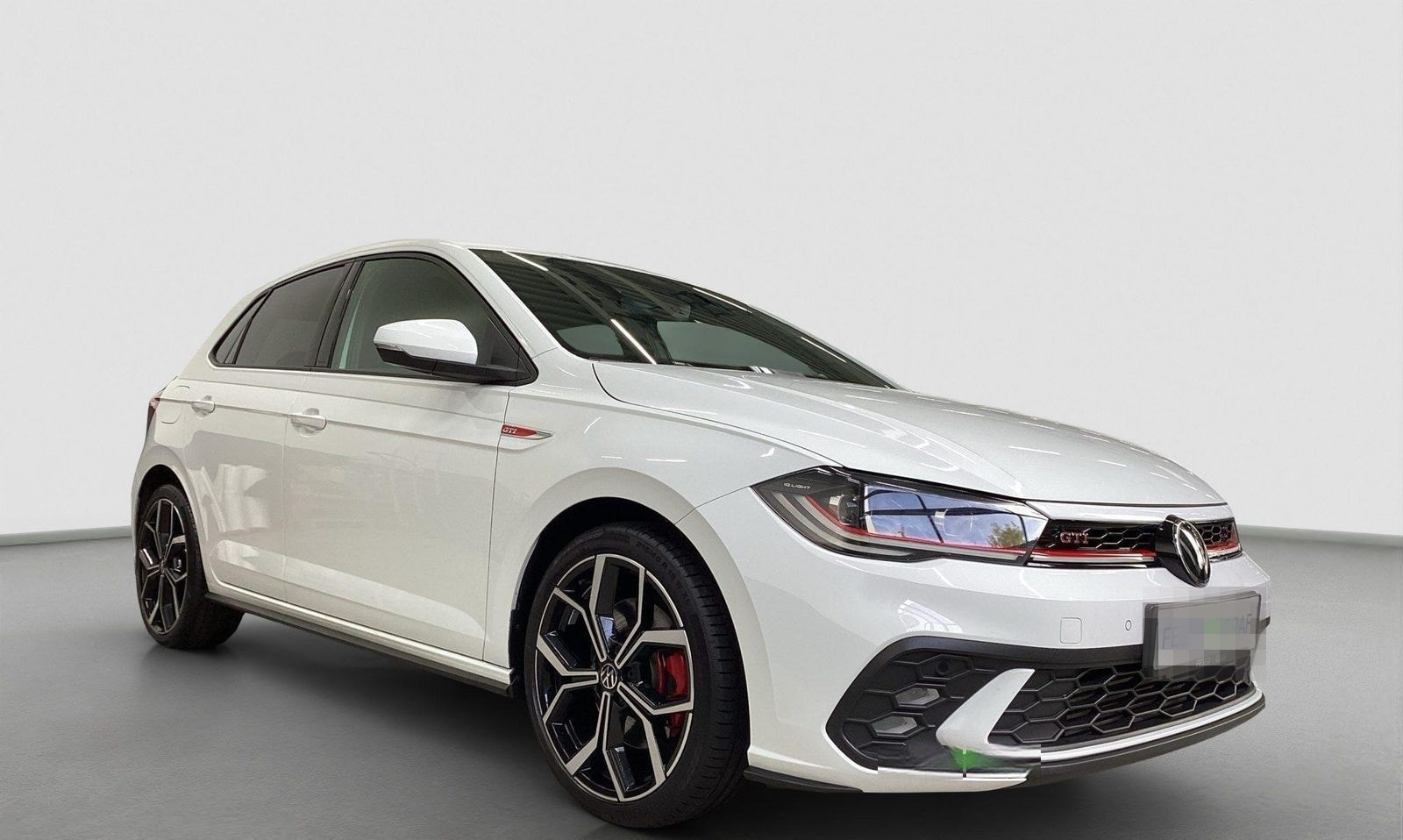 Volkswagen Polo GTI 2.0TSI 152kW DSG Kamera ACC Matrix Navi foto 2