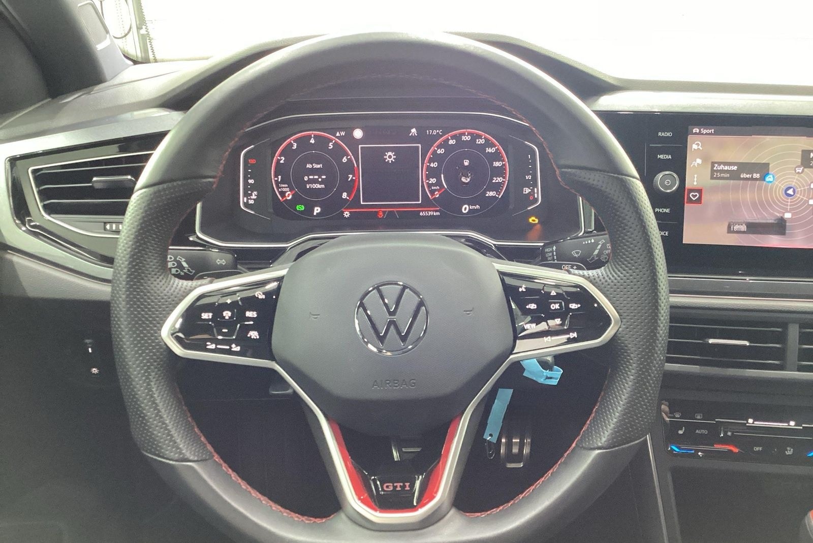 Volkswagen Polo GTI 2.0TSI 152kW DSG Kamera ACC Matrix Navi foto 9