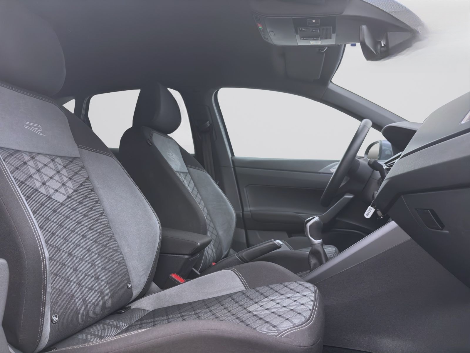 Volkswagen Taigo 1.0 TSI R-LINE NAVI KAMERA KLIMA SHZG foto 16