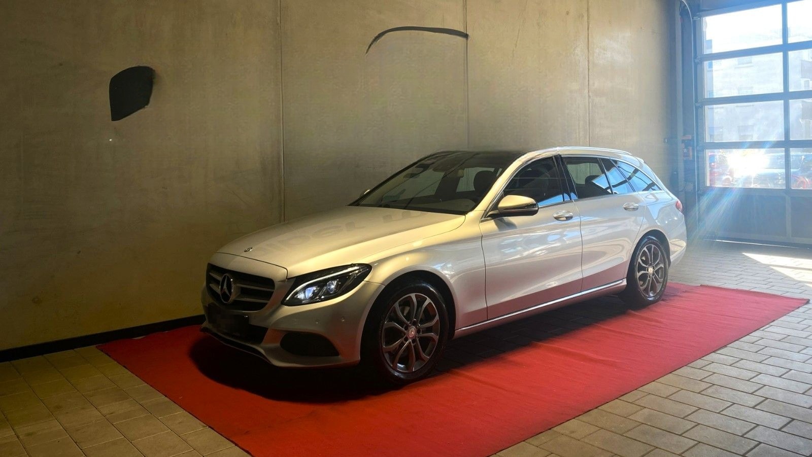 Mercedes-Benz C 180 T*AHK,Pano,Totw.,me connect,Multibeam LED* foto 1