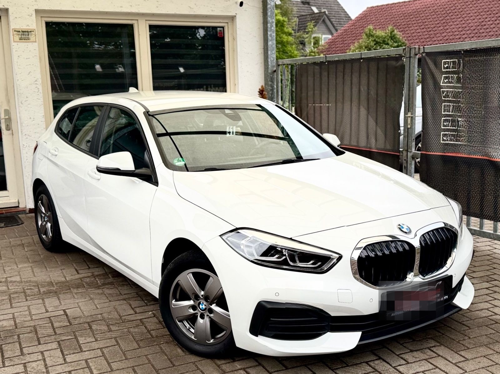 BMW 118 d Advantage Virtual  LED | Navi | Shz | PDC foto 1