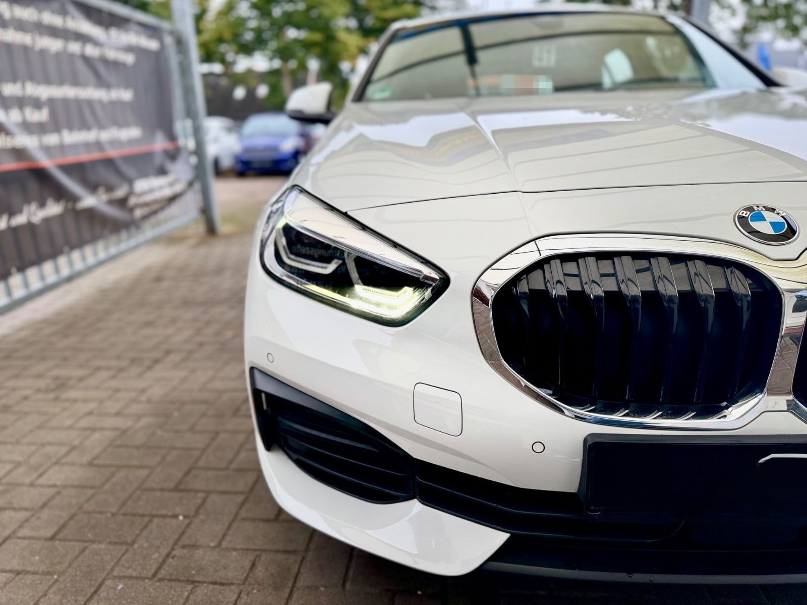 BMW 118 d Advantage Virtual  LED | Navi | Shz | PDC foto 18