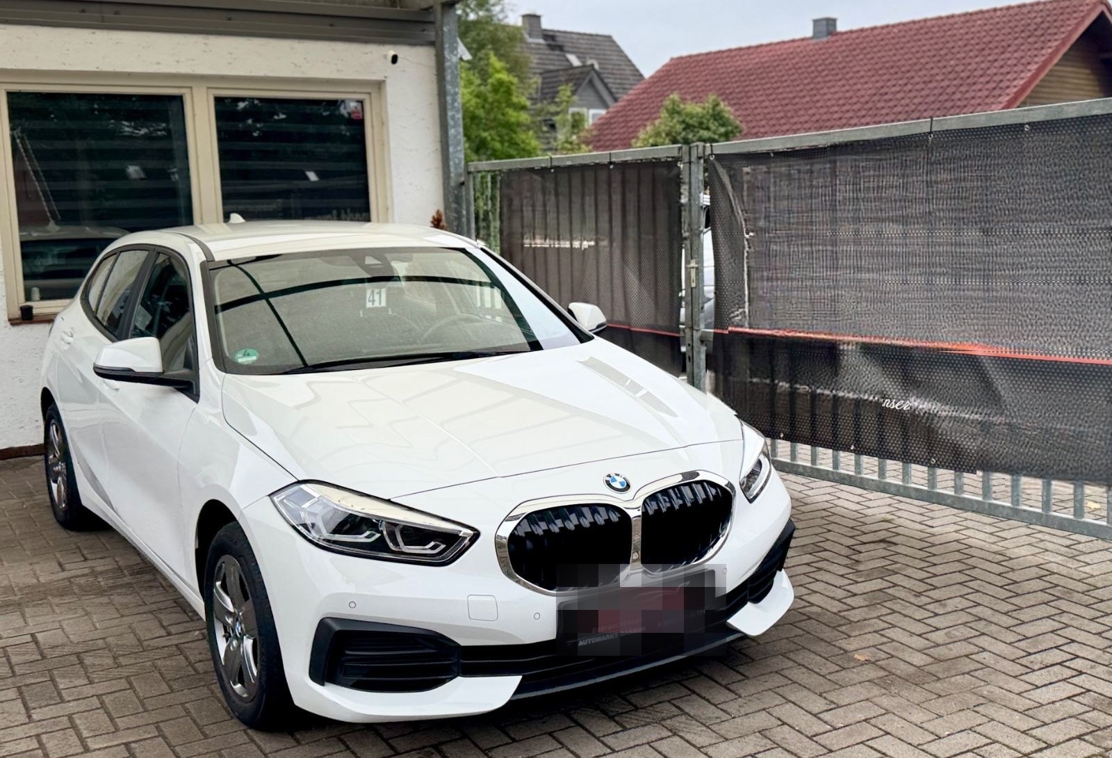 BMW 118 d Advantage Virtual  LED | Navi | Shz | PDC foto 3