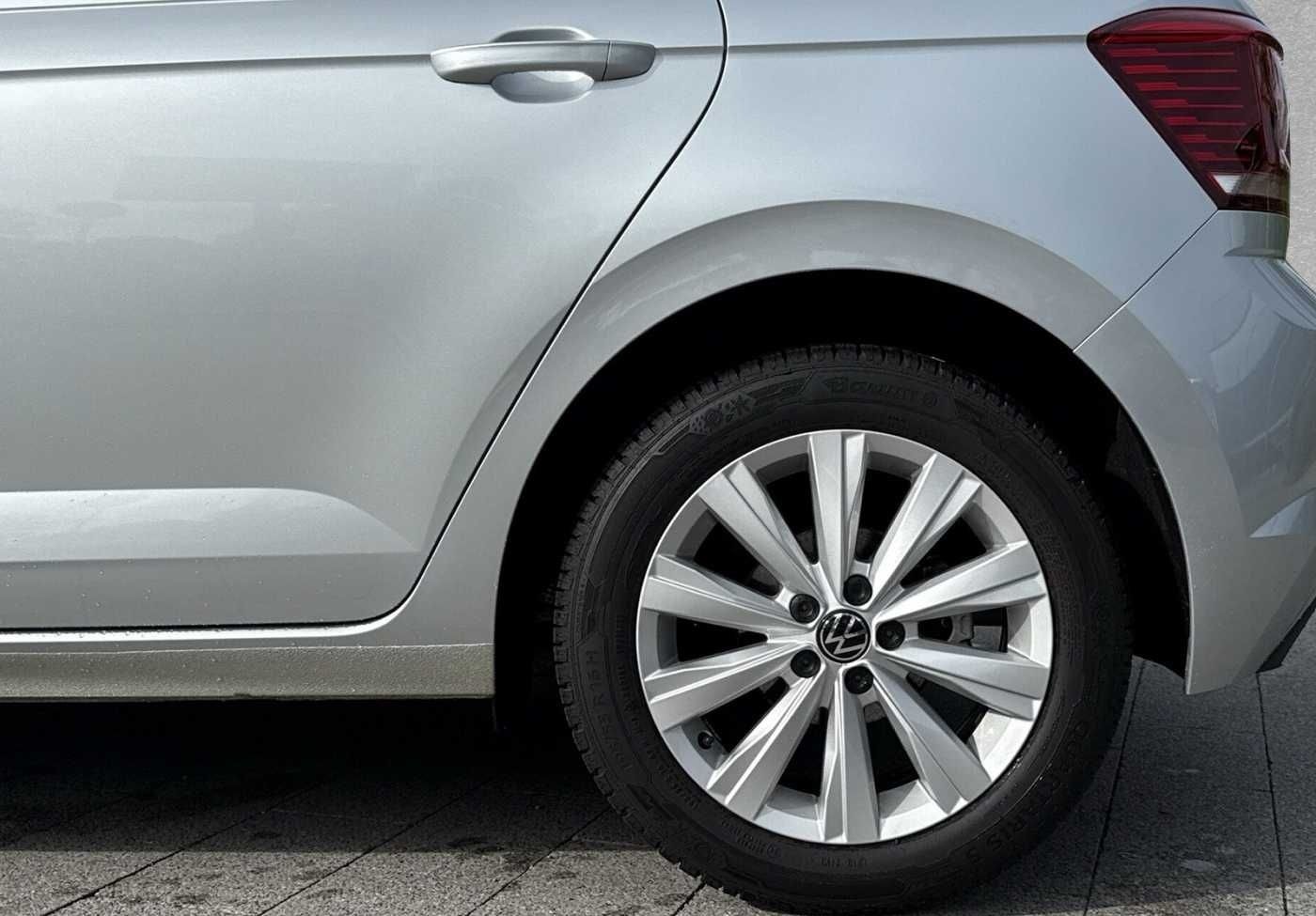 Volkswagen Polo 1.5 TSI DSG Highline foto 9